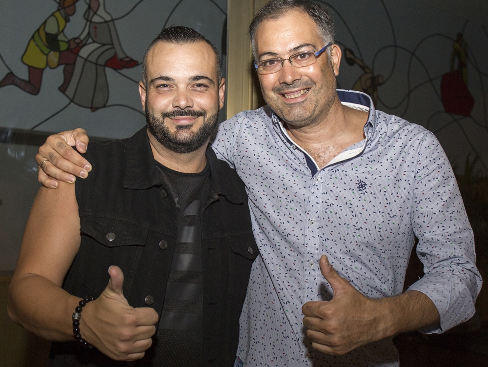 Con Dr. Bellido Con Dr. Bellido